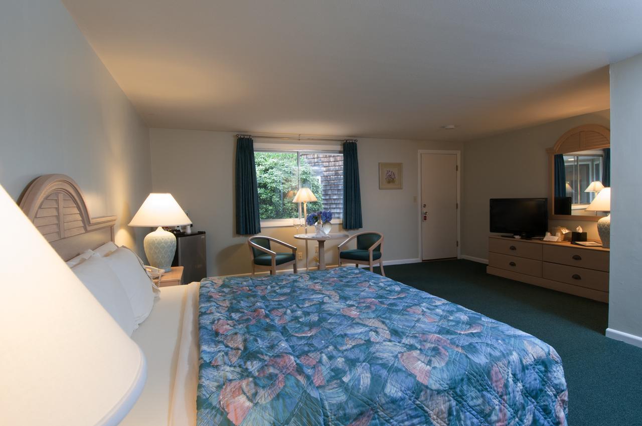 Southfleet Motor Inn ウェルフリート エクステリア 写真